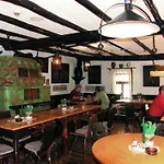 Und Restaurant Koehlerhuette - Fuerstenbrunn