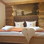 Und Restaurant Koehlerhuette - Fuerstenbrunn Отель Gruenhain-Beierfeld