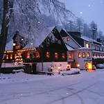 Und Restaurant Koehlerhuette - Fuerstenbrunn 3*