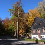 Отель Und Restaurant Koehlerhuette - Fuerstenbrunn Gruenhain-Beierfeld