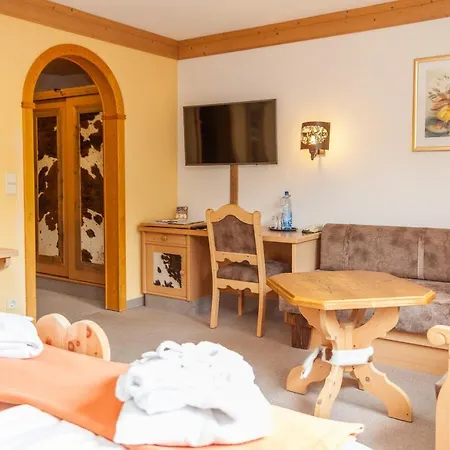 Und Restaurant Koehlerhuette - Fuerstenbrunn Szálloda