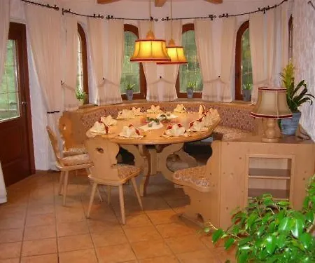 Отель Und Restaurant Koehlerhuette - Fuerstenbrunn