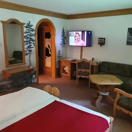 Отель Und Restaurant Koehlerhuette - Fuerstenbrunn 3*