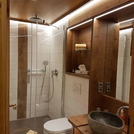 Und Restaurant Koehlerhuette - Fuerstenbrunn