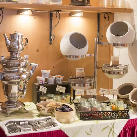 Und Restaurant Koehlerhuette - Fuerstenbrunn Hotel 3*