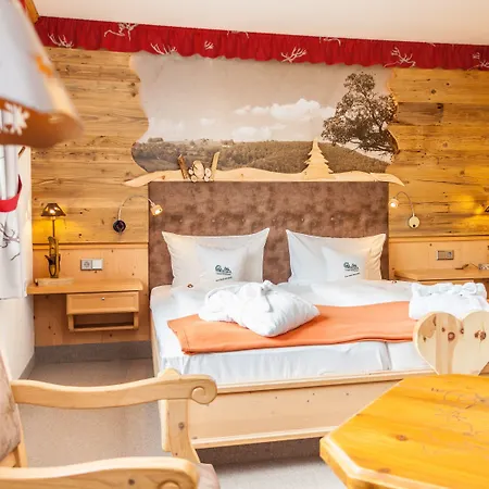 Und Restaurant Koehlerhuette - Fuerstenbrunn Hotel 3*