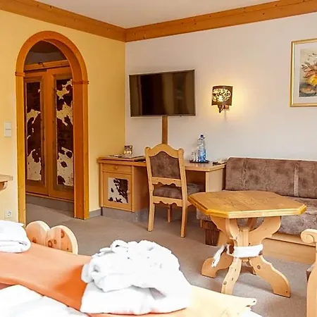 Und Restaurant Koehlerhuette - Fuerstenbrunn Hotel Gruenhain-Beierfeld
