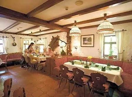 Und Restaurant Köhlerhütte - Fürstenbrunn Hotel