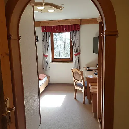 Szálloda Und Restaurant Koehlerhuette - Fuerstenbrunn