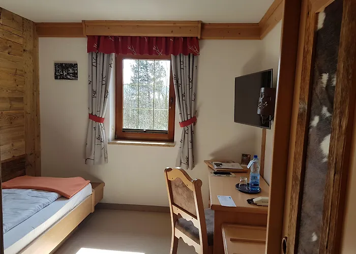 Hotel Und Restaurant Koehlerhuette - Fuerstenbrunn