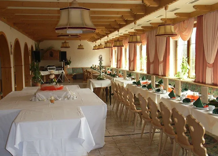 Und Restaurant Koehlerhuette - Fuerstenbrunn