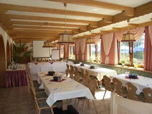 فندق Und Restaurant Koehlerhuette - Fuerstenbrunn 3*